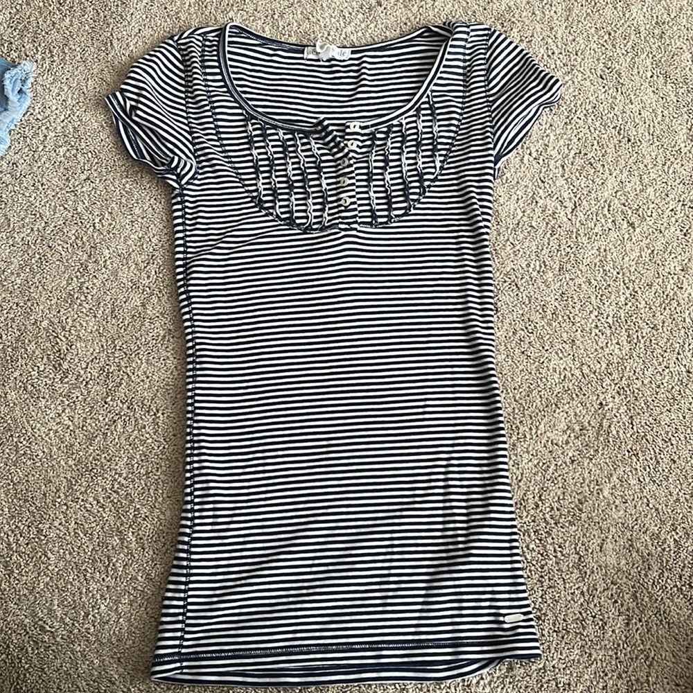 Aeropostale short sleeve shirt